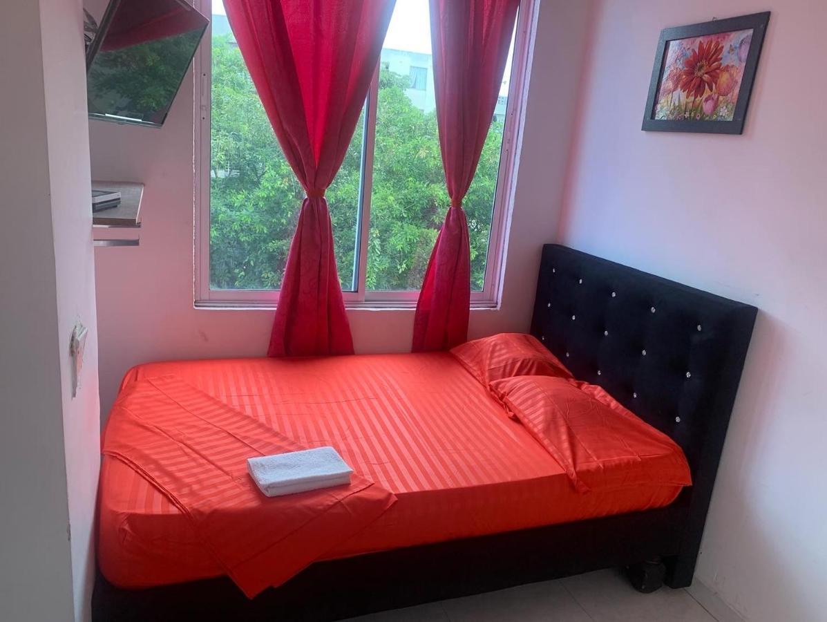Hotel42-33 Cali Bagian luar foto