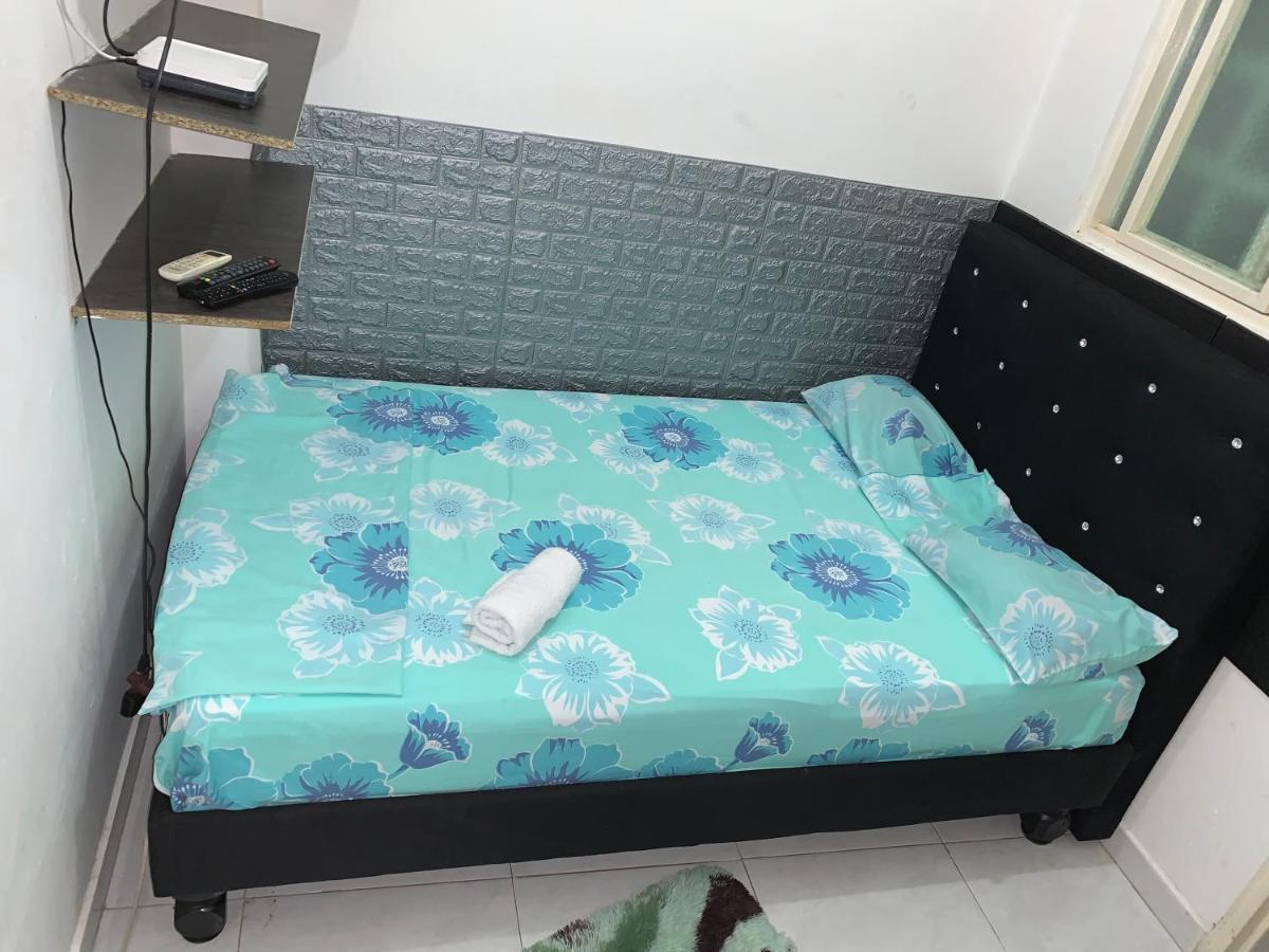 Hotel42-33 Cali Bagian luar foto